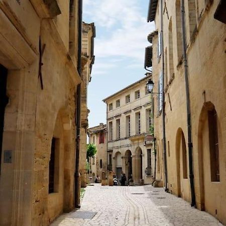 Uzes Centre Quartiers Des Arts Charme De L'Ancien Appartement Buitenkant foto