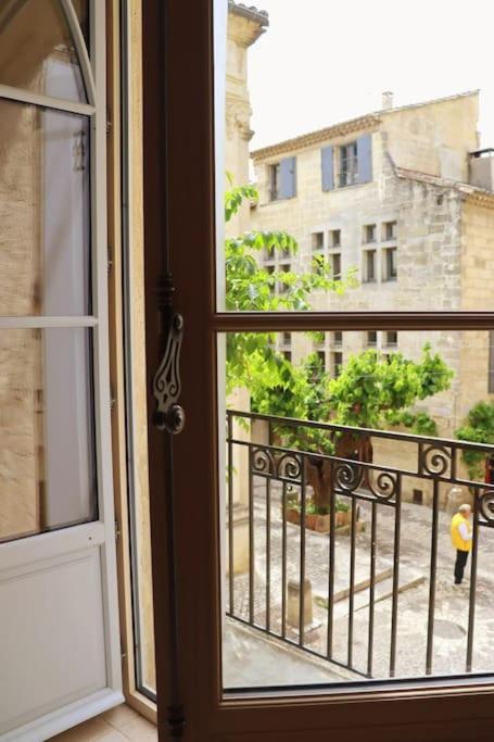 Uzes Centre Quartiers Des Arts Charme De L'Ancien Appartement Buitenkant foto