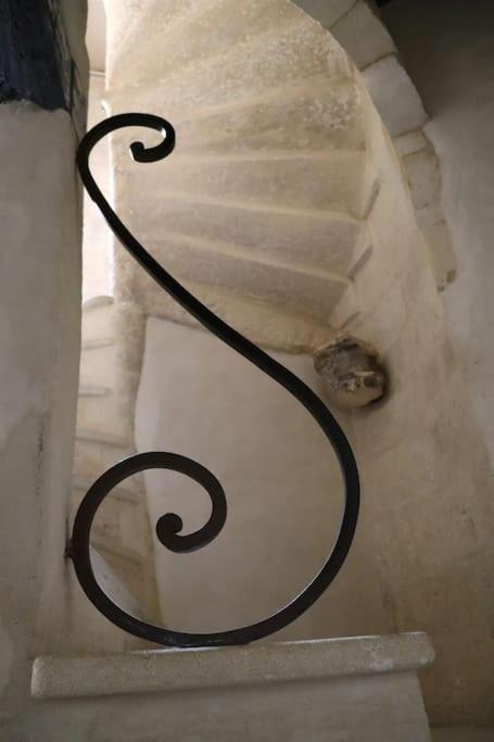 Uzes Centre Quartiers Des Arts Charme De L'Ancien Appartement Buitenkant foto