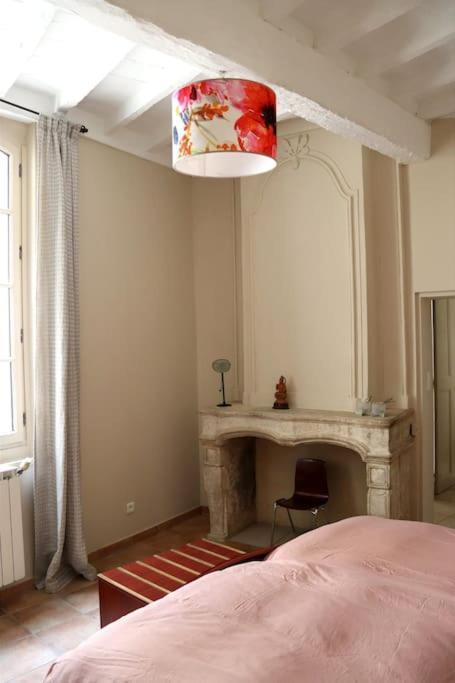 Uzes Centre Quartiers Des Arts Charme De L'Ancien Appartement Buitenkant foto