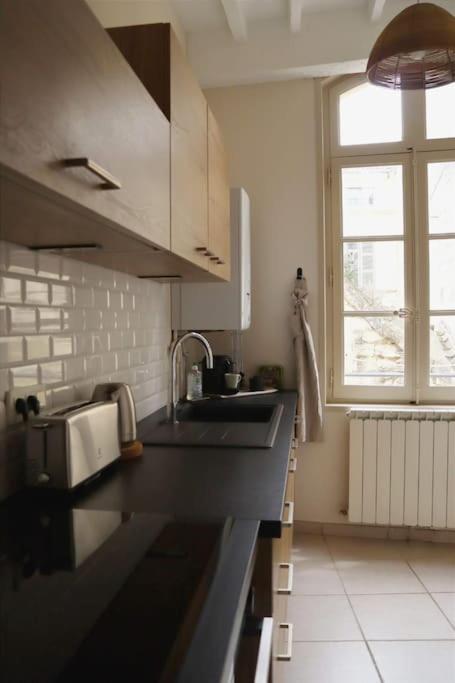 Uzes Centre Quartiers Des Arts Charme De L'Ancien Appartement Buitenkant foto
