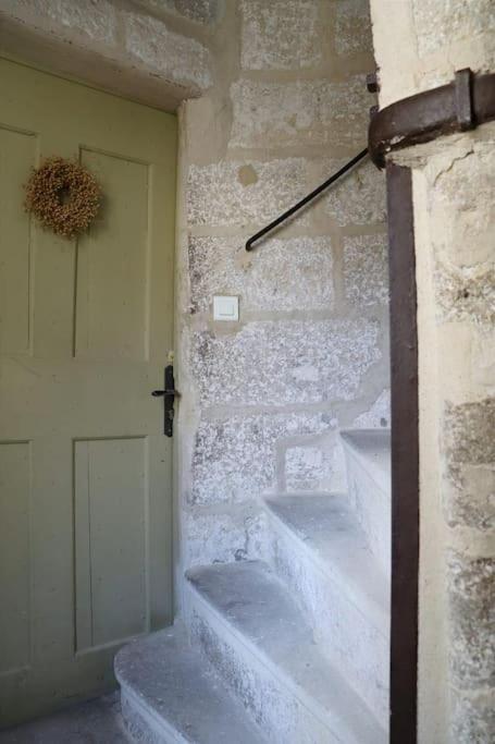 Uzes Centre Quartiers Des Arts Charme De L'Ancien Appartement Buitenkant foto